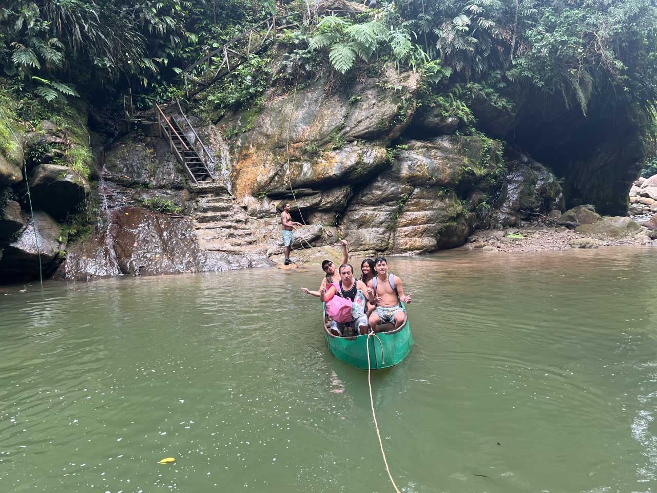 Bote-cruce-a-pishurayacu