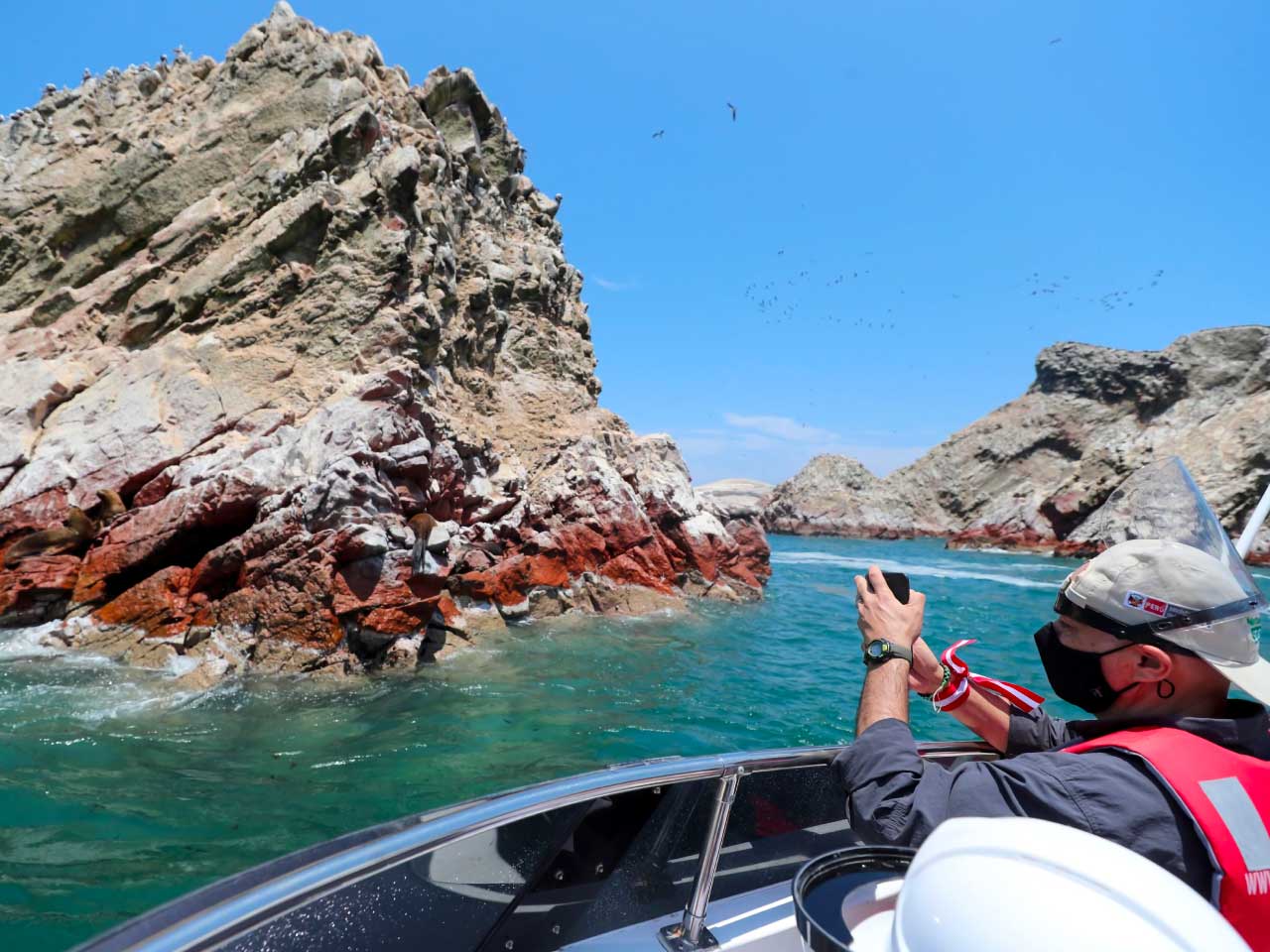 Islas-ballestas-turista