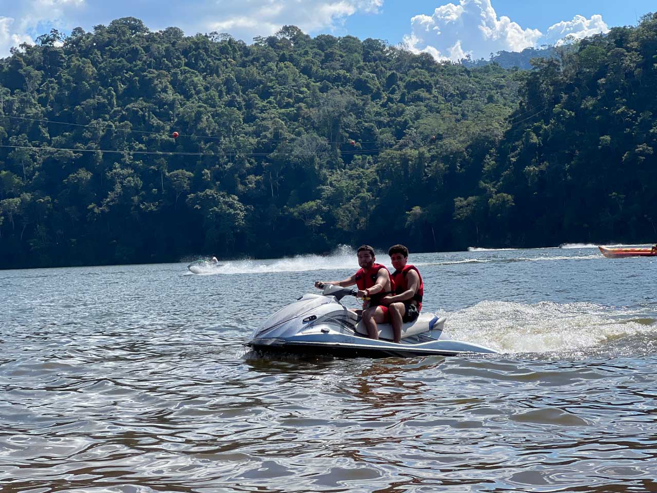 Moto-acuatica-en-sauce