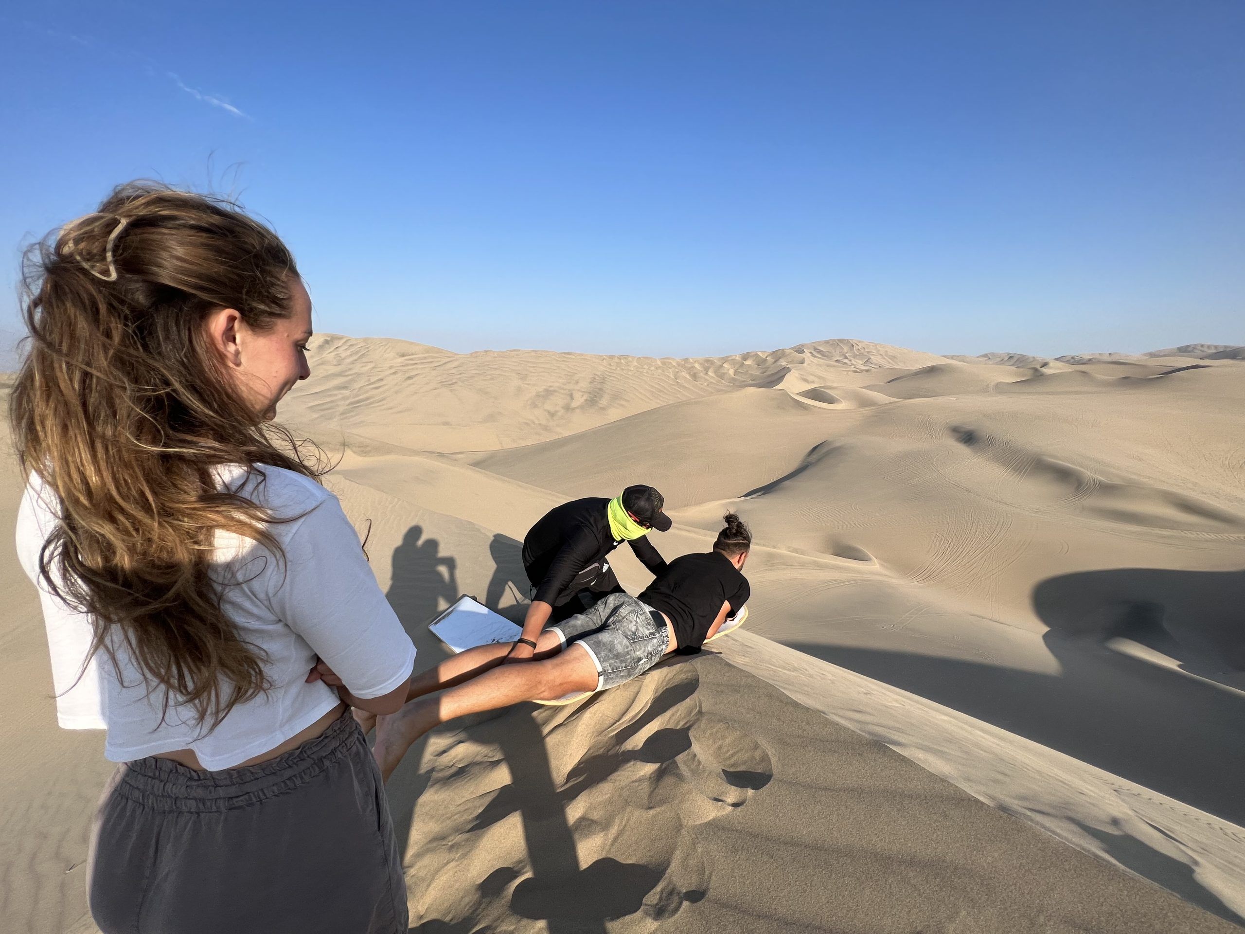 Sandboard en el desierto de ica
