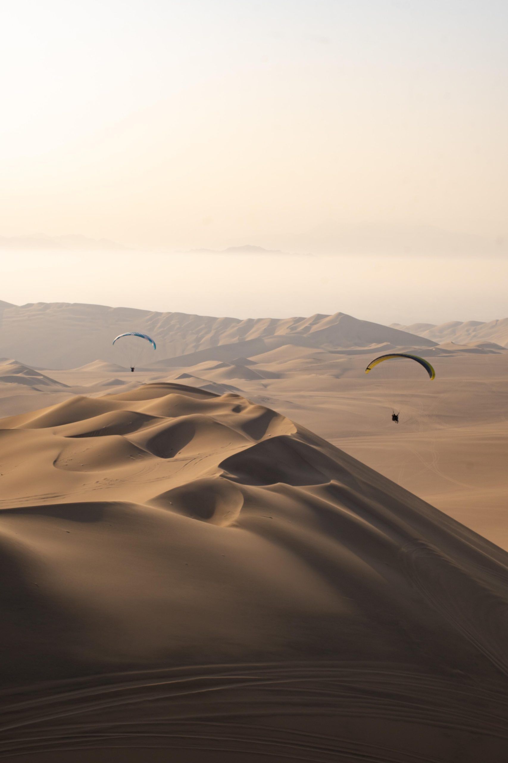 Parapente atardecer en huacachina
